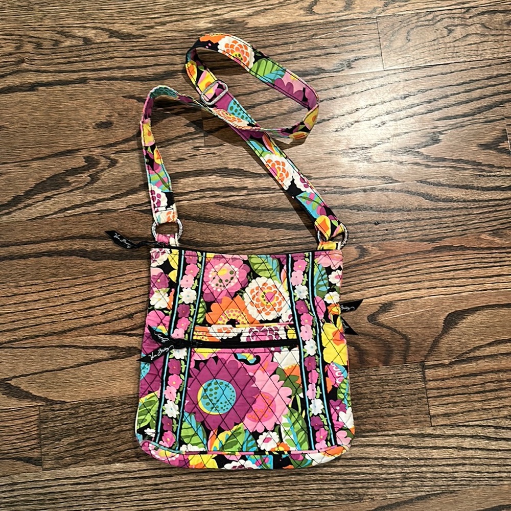 Vera Bradley crossbody purse